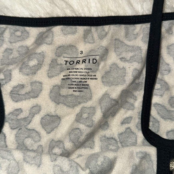 Torrid Black and Tan Camisole size 3X - Picture 2 of 3